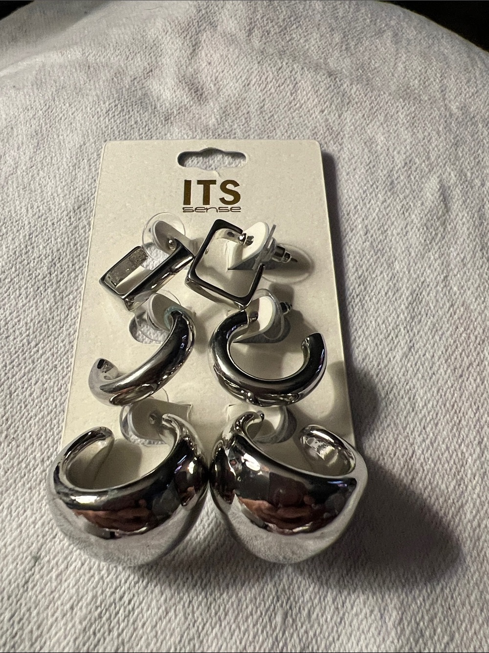 3/$18 ITS Sense Silver Tone Hoop Earring Set - 3 Pairs Lot 553